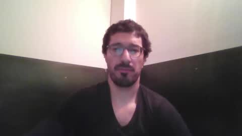 Snapshot of johnparis7575 chatting on December 3, 2025, 12:14 pm Johnfrench online show from December 3, 2025, 12:14 pm