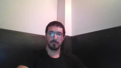 Snapshot of johnparis7575 chatting on January 9, 2026, 11:39 pm Johnfrench online show from January 9, 2026, 11:39 pm