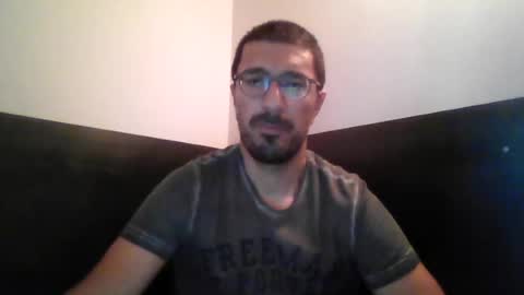Snapshot of johnparis7575 chatting on August 2, 2026, 9:02 pm Johnfrench online show from August 2, 2026, 9:02 pm