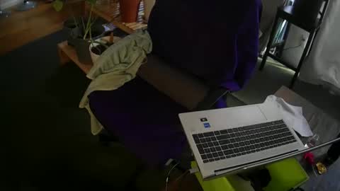 Snapshot of johntylerr833 chatting on May 8, 2026, 10:04 pm johntylerr833 online show from May 8, 2026, 10:04 pm