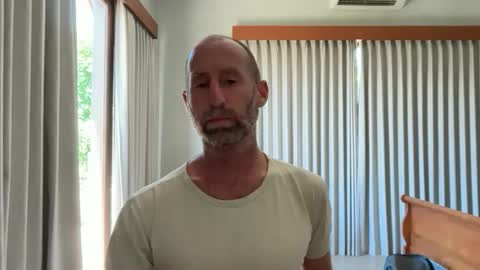 Amitabha8282 online show from April 19, 2026, 5:29 am