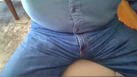 Snapshot of johnxxx549 chatting on December 23, 2024, 4:39 pm johnxxx549 online show from December 23, 2024, 4:39 pm