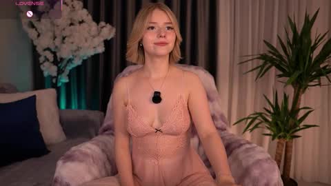 Paula online show from September 21, 2025, 2:46 am