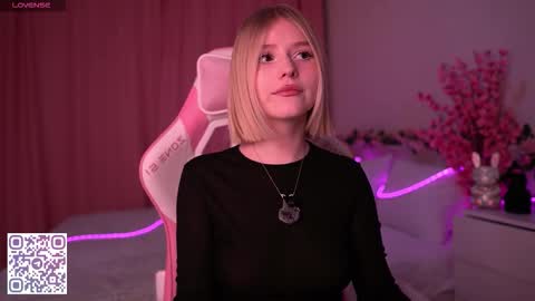 Snapshot of joice_queen chatting on February 26, 2026, 8:52 pm Paula online show from February 26, 2026, 8:52 pm