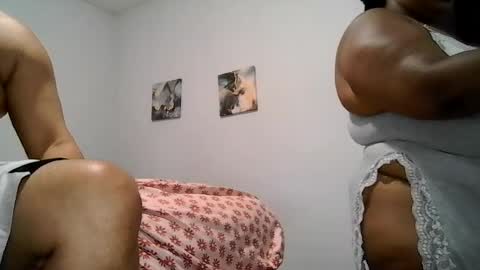 Snapshot of joie_the_monster chatting on July 10, 2026, 1:10 am Joie the monster online show from July 10, 2026, 1:10 am