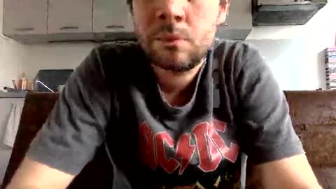 joinmetoparis online show from February 24, 2025, 3:09 pm