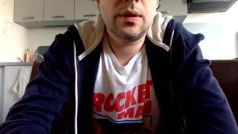 joinmetoparis online show from March 9, 2025, 1:37 pm