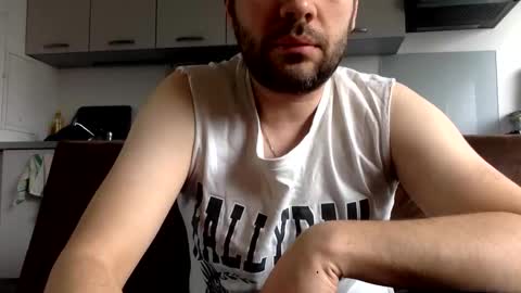 joinmetoparis online show from February 22, 2026, 9:08 am