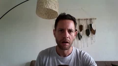 jojo19844 online show from November 3, 2025, 10:49 am