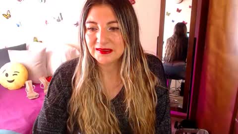 Jolie Mature online show from March 21, 2026, 9:18 pm