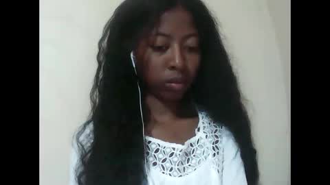 joliekah27 online show from March 10, 2026, 6:46 pm