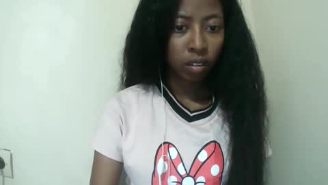 joliekah27 online show from March 16, 2026, 7:01 am