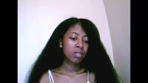 joliekah27 online show from May 31, 2026, 9:27 am