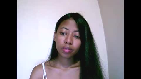 joliekah27 online show from June 6, 2026, 7:02 am