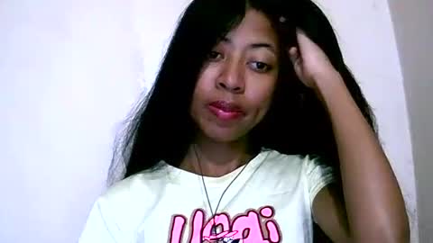 joliekah27 online show from June 16, 2026, 8:44 pm