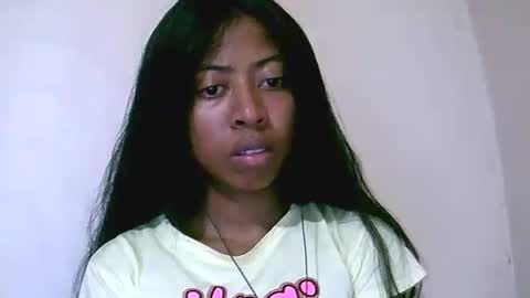 joliekah27 online show from July 5, 2026, 7:54 pm