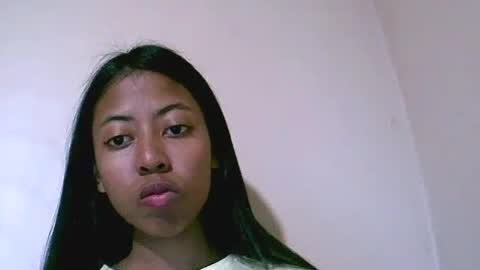 joliekah27 online show from July 7, 2026, 1:26 pm