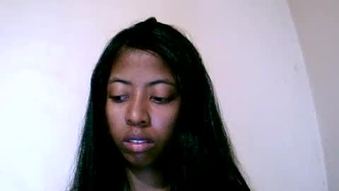 joliekah27 online show from July 16, 2026, 9:43 pm