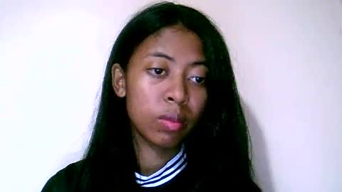 joliekah27 online show from July 26, 2026, 9:21 pm