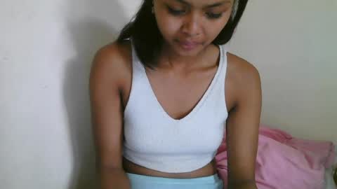 jolienasexi online show from July 27, 2026, 3:30 pm