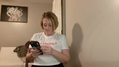 Snapshot of joliexx41 chatting on January 3, 2025, 2:21 am Jolie online show from January 3, 2025, 2:21 am