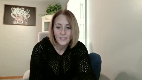 Jolie online show from March 26, 2026, 1:28 pm