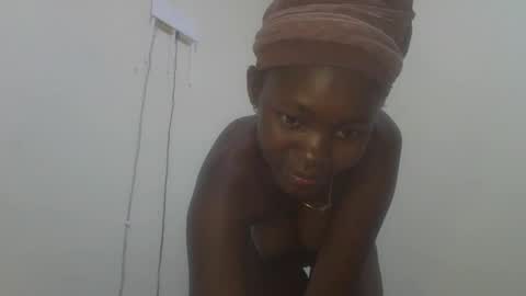 jollynabeb online show from February 18, 2025, 4:26 pm