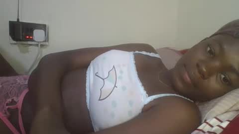 jollynabeb online show from February 25, 2025, 3:49 pm