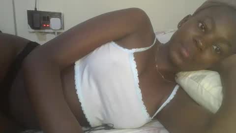 jollynabeb online show from March 2, 2025, 11:42 pm