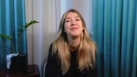 Viola online show from September 15, 2025, 11:21 am