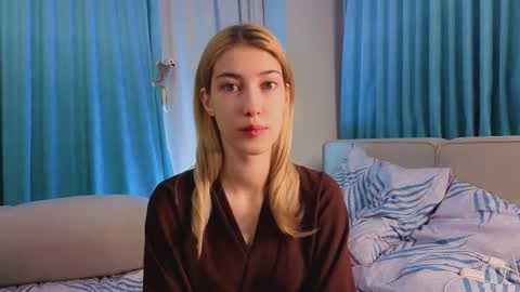 Viola online show from November 29, 2025, 11:13 am