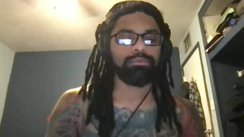 Snapshot of jon2h6k chatting on December 15, 2024, 12:49 pm jon2h6k online show from December 15, 2024, 12:49 pm