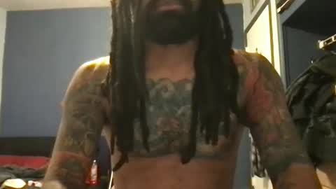 Snapshot of jon2h6k chatting on December 31, 2024, 1:04 am jon2h6k online show from December 31, 2024, 1:04 am