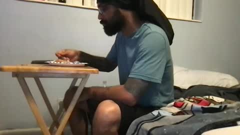 Snapshot of jon2h6k chatting on January 31, 2025, 4:47 am jon2h6k online show from January 31, 2025, 4:47 am