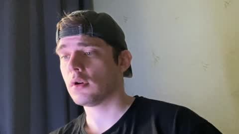 jon3983 online show from April 23, 2026, 8:24 am