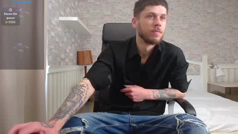 JonahShaw online show from April 11, 2026, 4:39 am