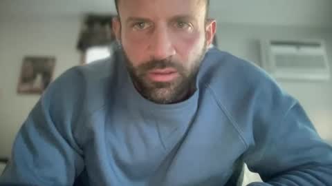 Snapshot of jonariesxxx chatting on February 2, 2026, 8:51 pm Jon Aries online show from February 2, 2026, 8:51 pm