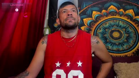 Snapshot of jonathan_rivers chatting on January 3, 2025, 2:08 pm Jonathan RiversNew online show from January 3, 2025, 2:08 pm