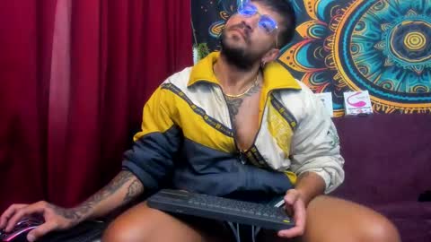 Snapshot of jonathan_rivers chatting on February 11, 2025, 3:08 am Jonathan RiversNew online show from February 11, 2025, 3:08 am