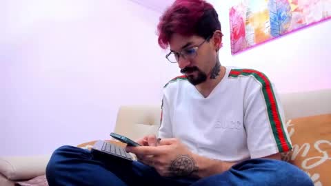 Snapshot of jonathan_sinn chatting on May 29, 2026, 4:21 am jonathan_sinn online show from May 29, 2026, 4:21 am