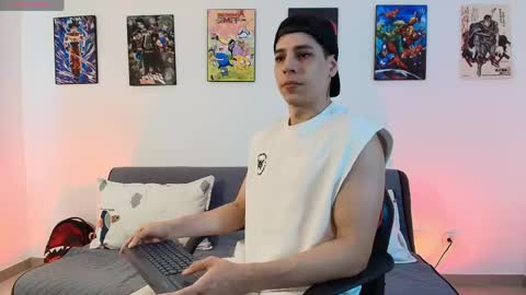 Instagram jonathanfit14 online show from April 12, 2026, 8:03 pm