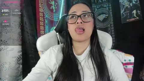 Janna online show from May 28, 2026, 3:48 am