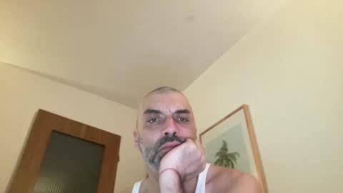 Snapshot of jondo82 chatting on February 8, 2026, 1:31 am jondo82 online show from February 8, 2026, 1:31 am