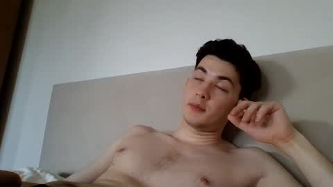 jonhy_merlin online show from June 11, 2026, 4:16 pm