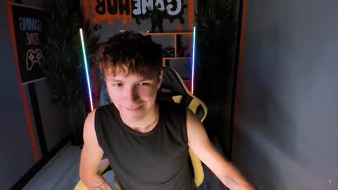 Snapshot of jonny_dark chatting on September 15, 2025, 10:59 am Jonny online show from September 15, 2025, 10:59 am