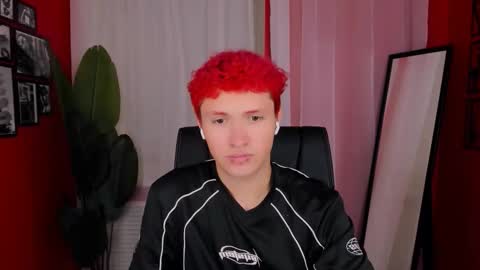 Snapshot of jonny_dark chatting on November 14, 2025, 5:06 am Jonny online show from November 14, 2025, 5:06 am