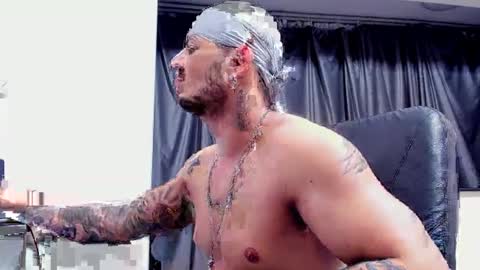 Snapshot of jonnyporn1 chatting on December 29, 2024, 12:09 am jonnyporn1 online show from December 29, 2024, 12:09 am