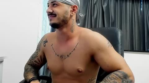 Snapshot of jonnyporn1 chatting on January 3, 2025, 6:33 am jonnyporn1 online show from January 3, 2025, 6:33 am