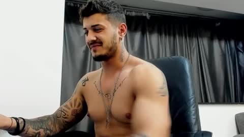 Snapshot of jonnyporn1 chatting on January 6, 2025, 5:06 pm jonnyporn1 online show from January 6, 2025, 5:06 pm