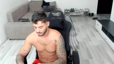 Snapshot of jonnyporn1 chatting on September 16, 2025, 11:00 am jonnyporn1 online show from September 16, 2025, 11:00 am